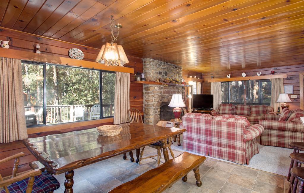55 Deer Creek