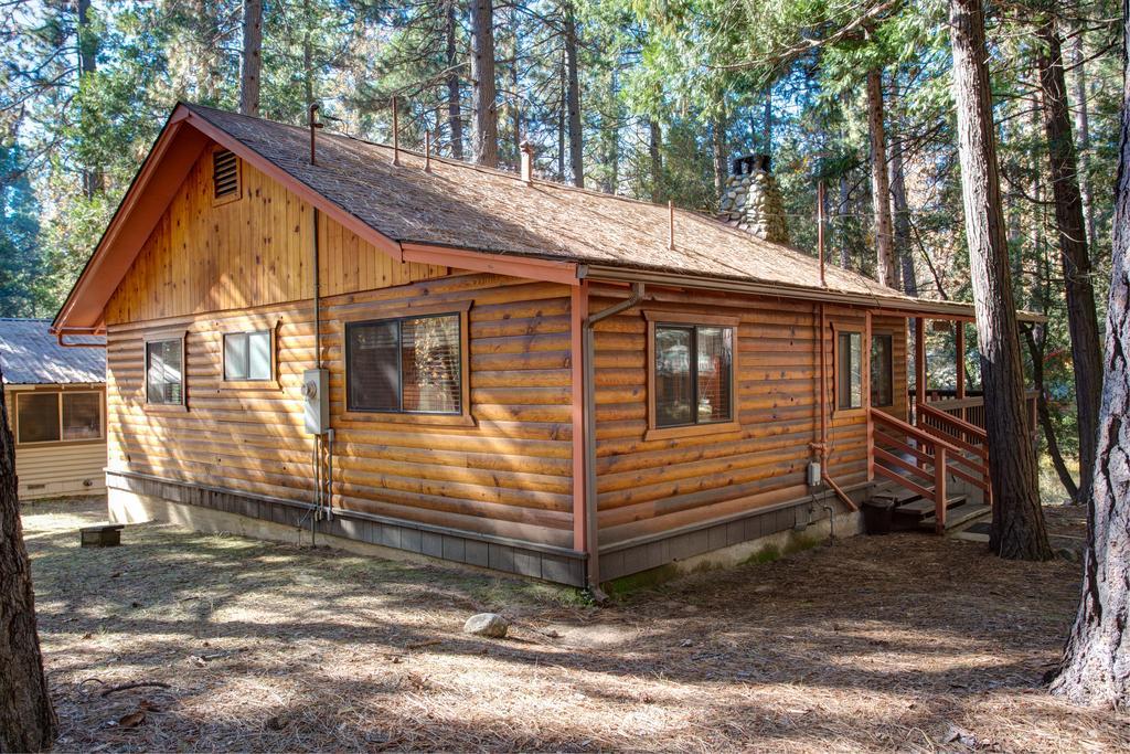 55 Deer Creek Chalet Wawona